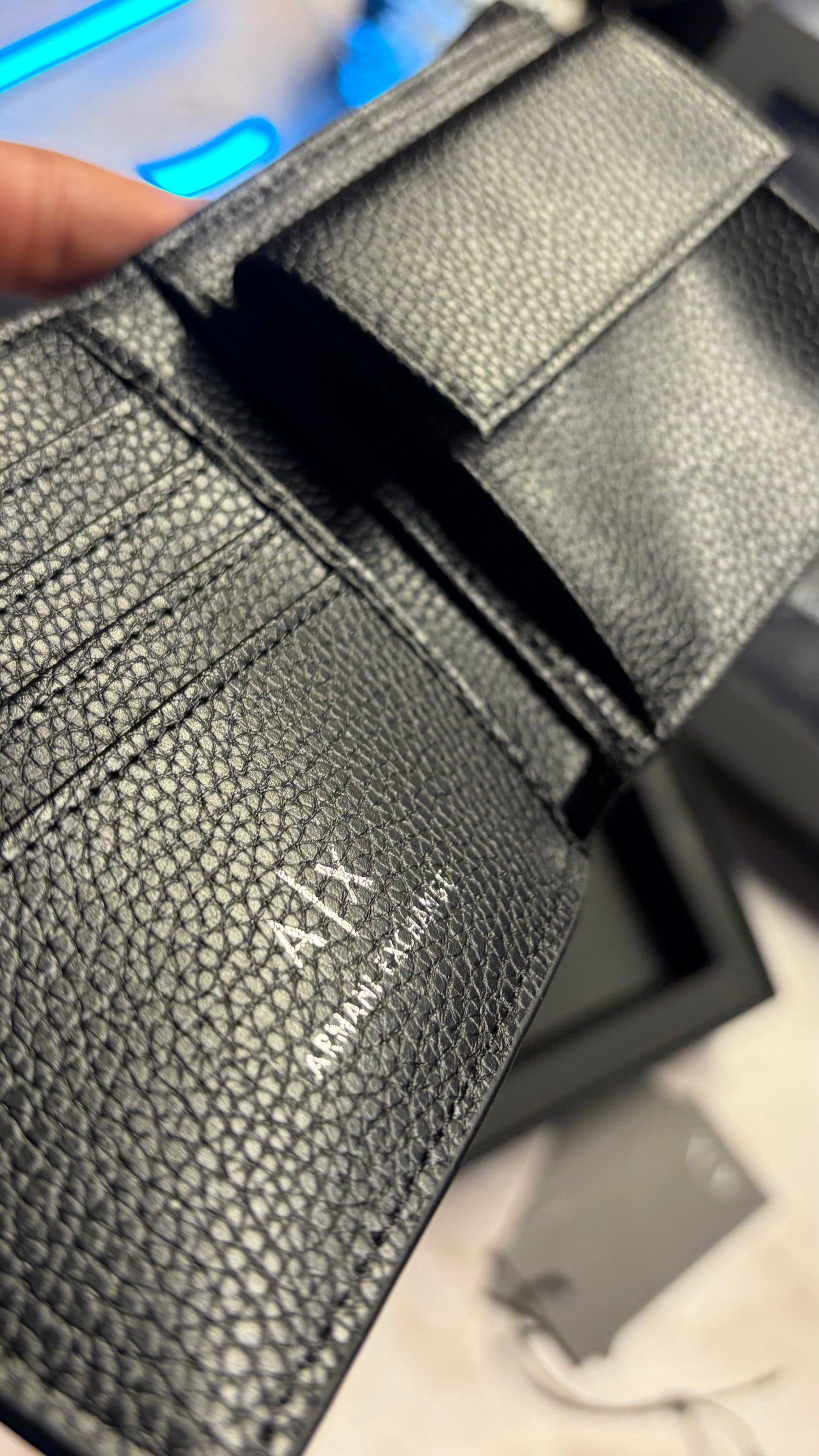 Armani Exchange Wallet & Cardholder Set