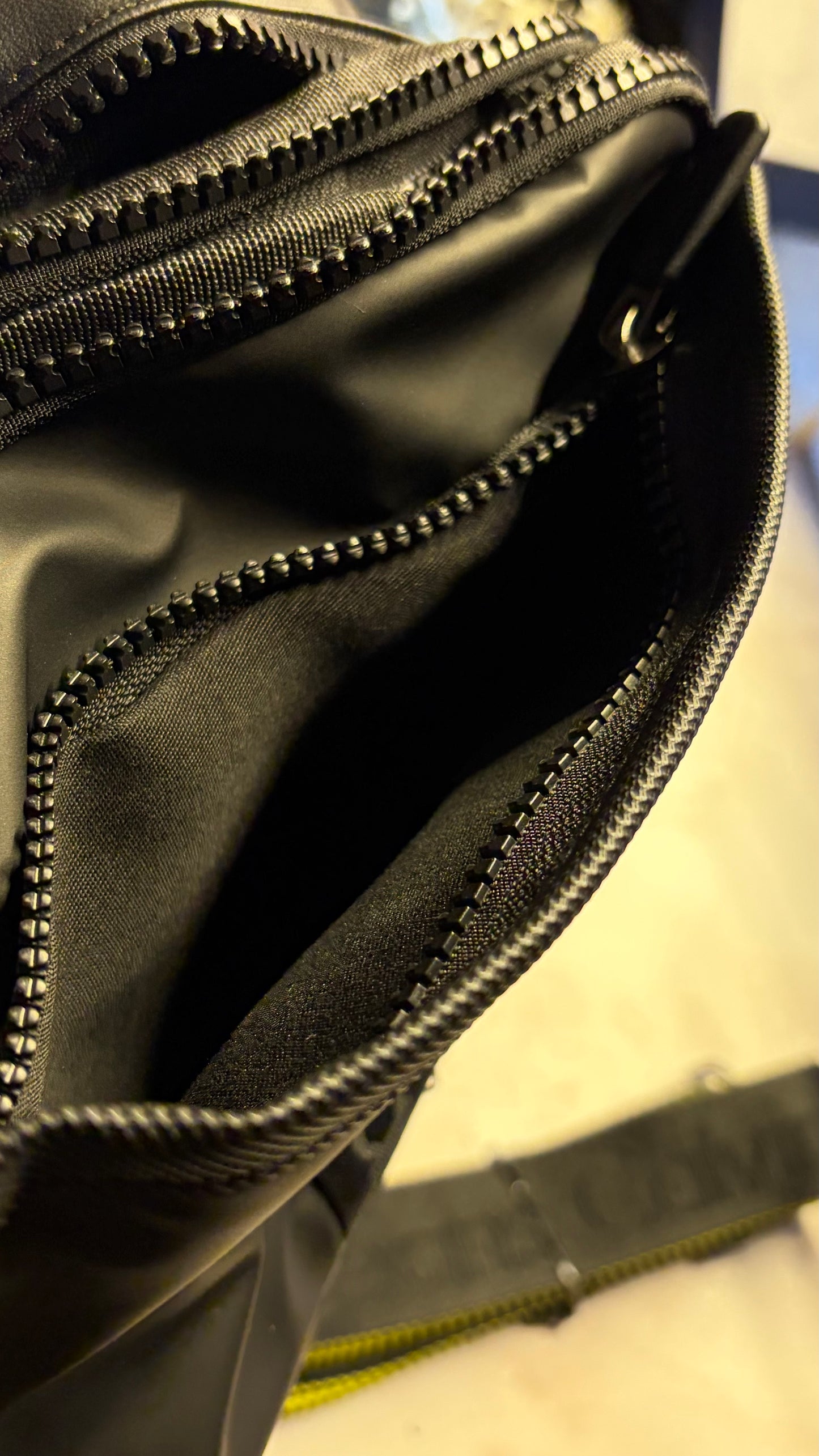 Calvin Klein 2x1 Handbag & Crossbag