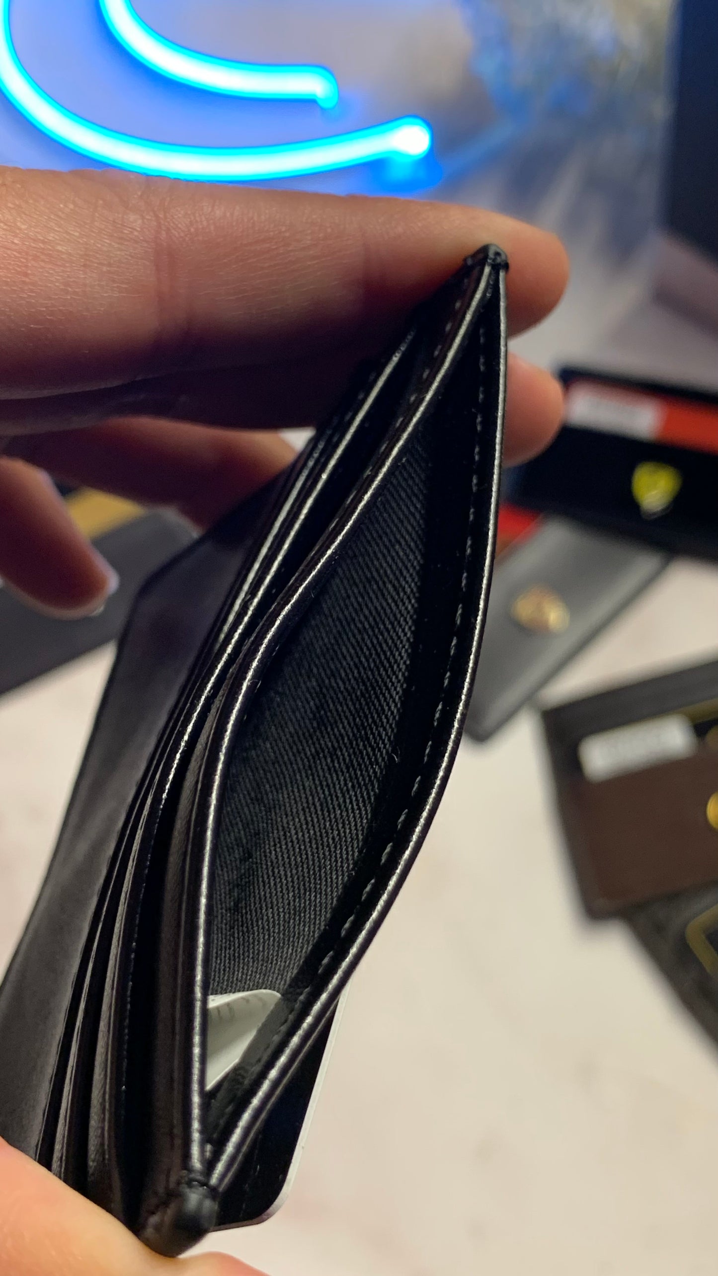 Tommy Hilfiger Cardholder - Text & Logo