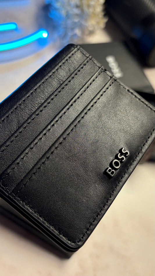 Boss Men’s Bifold Cardholder With Box - Magnetic Closure