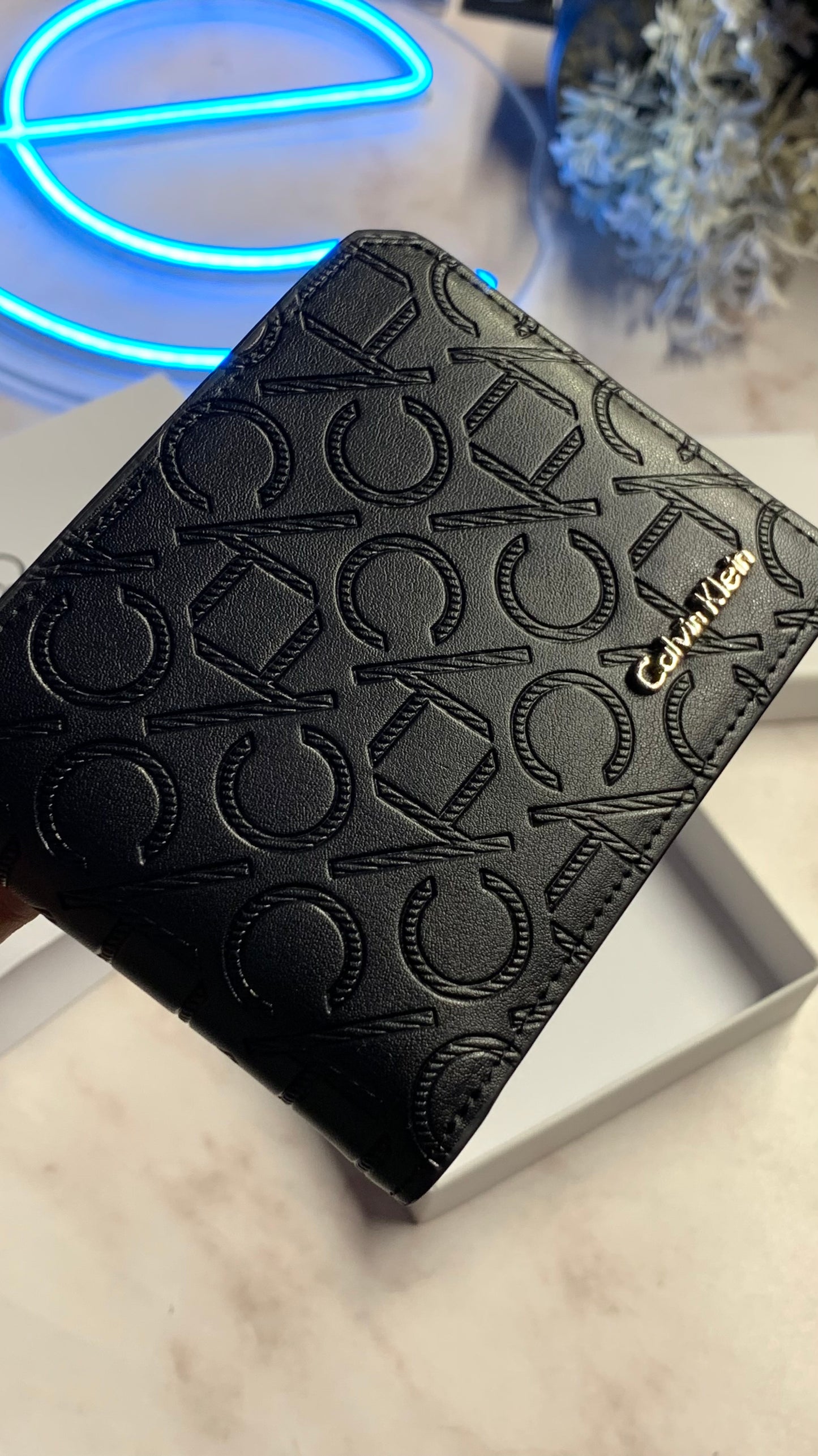 Calvin Klein Wallet With Id Holder