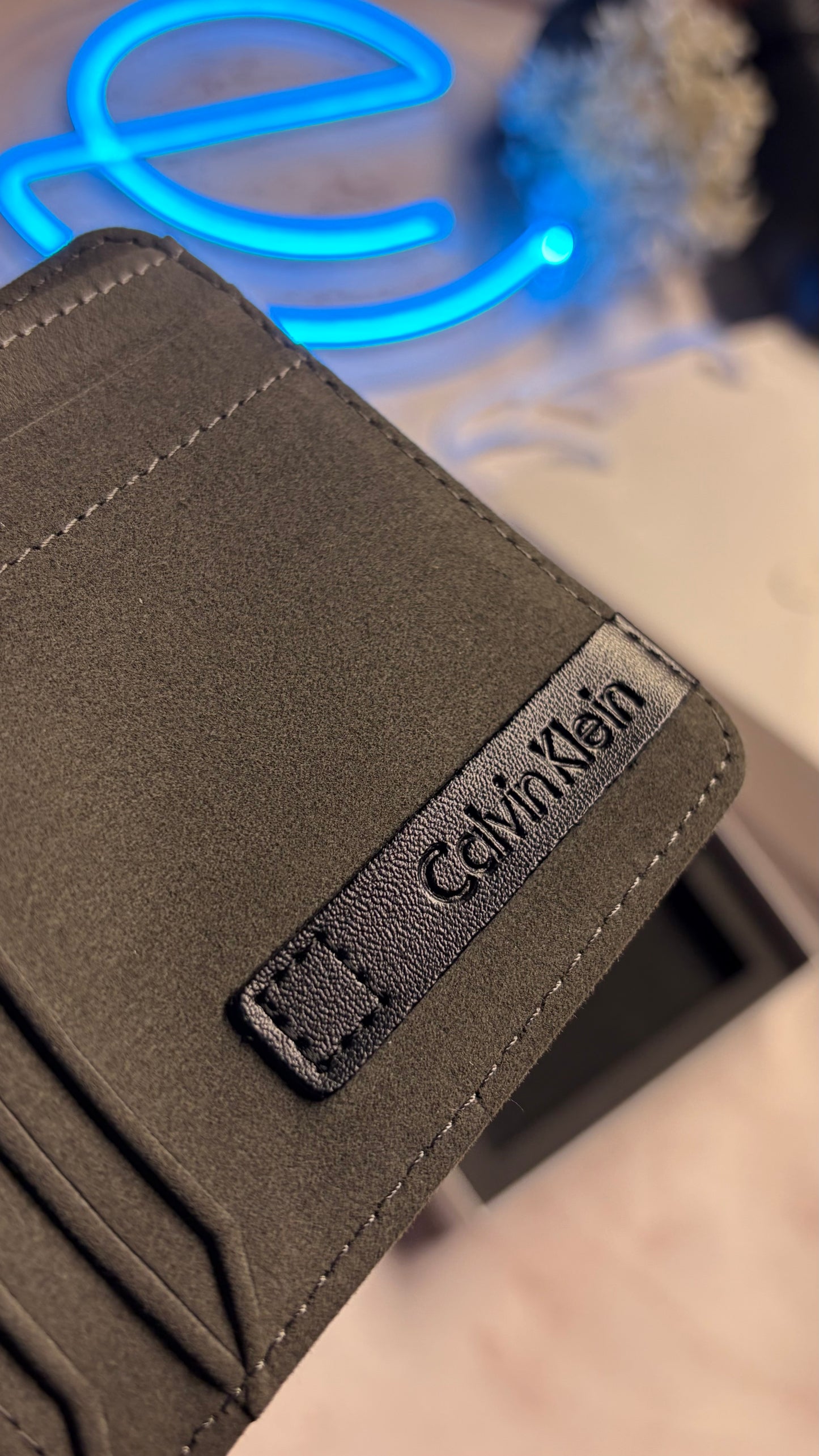 Calvin Klein Wallet & Keychain Set