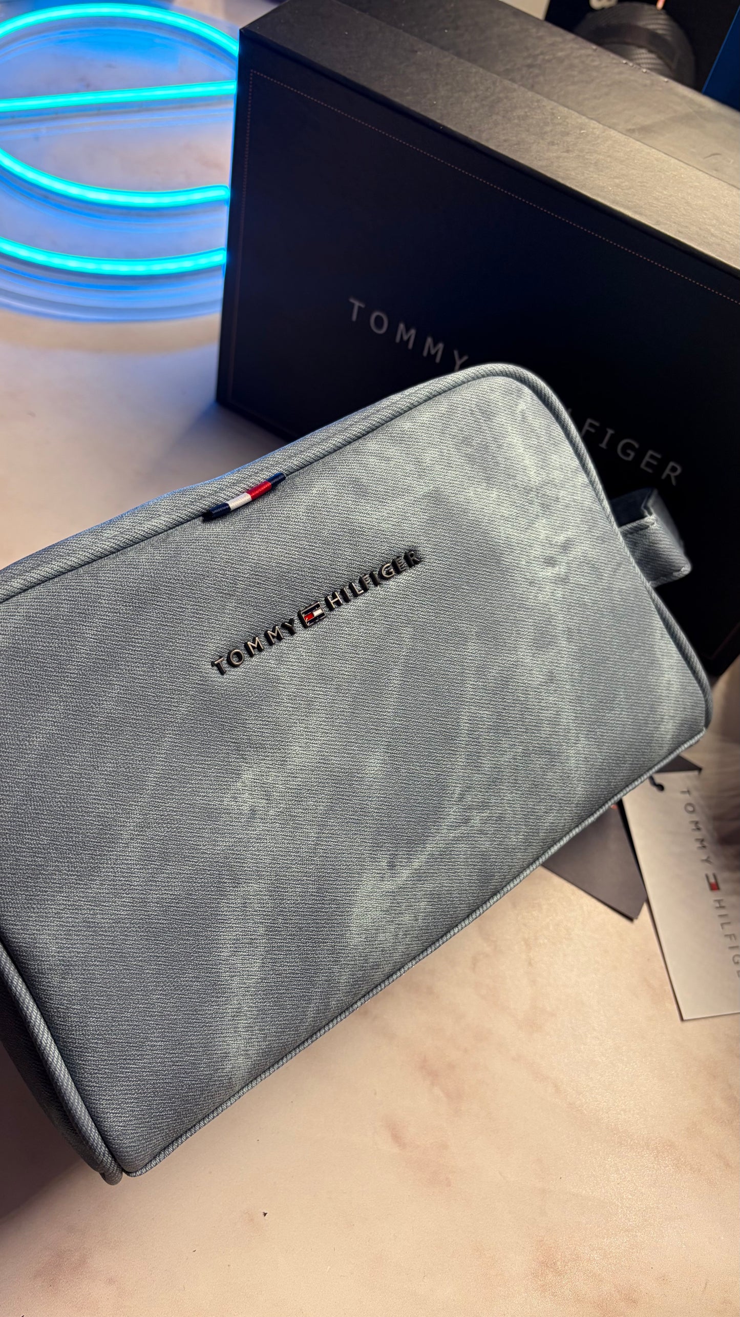 Tommy Hilfiger Handbag With Box - Iced Blue Grey