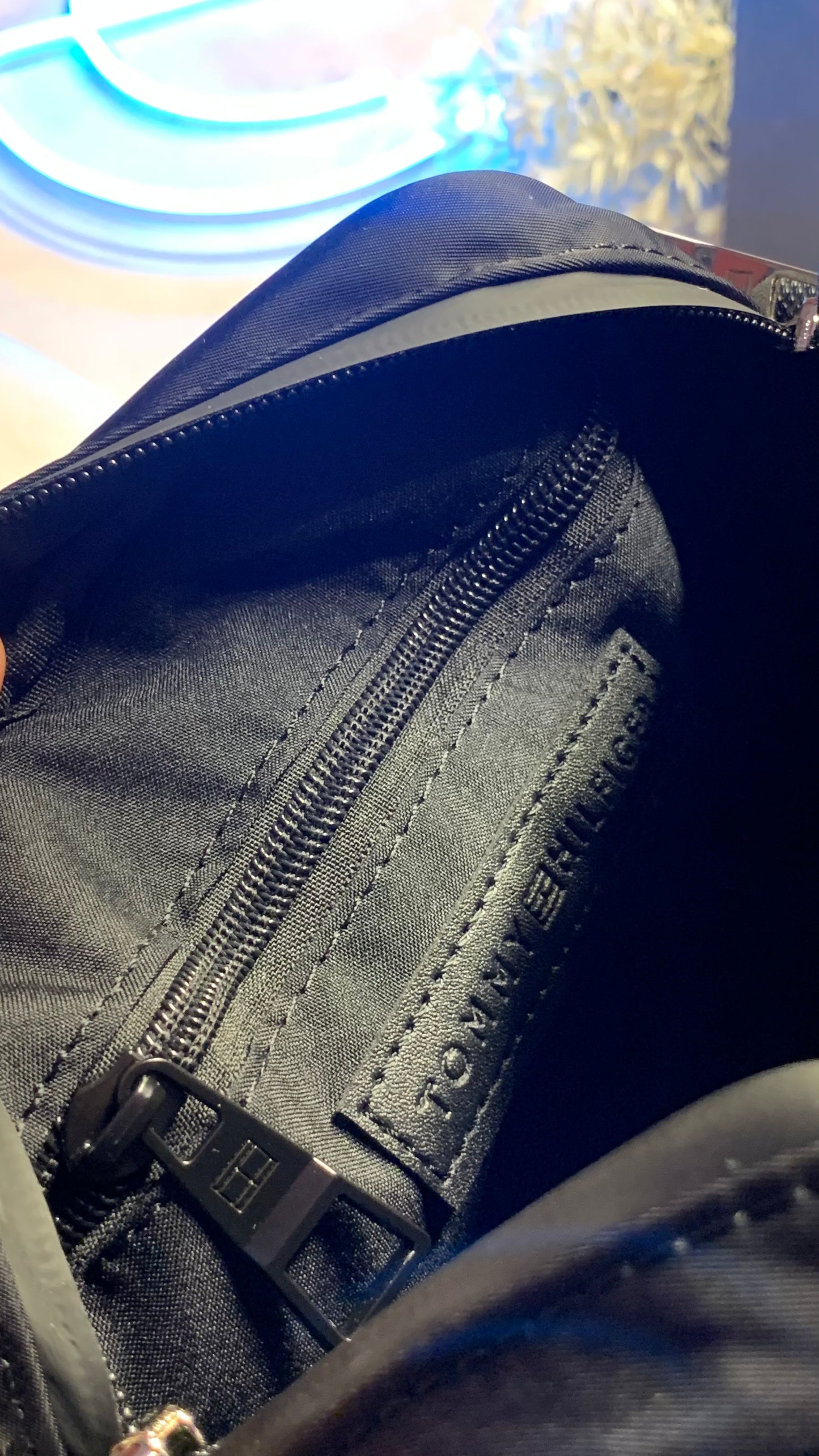 Tommy Hilfiger CrossBag