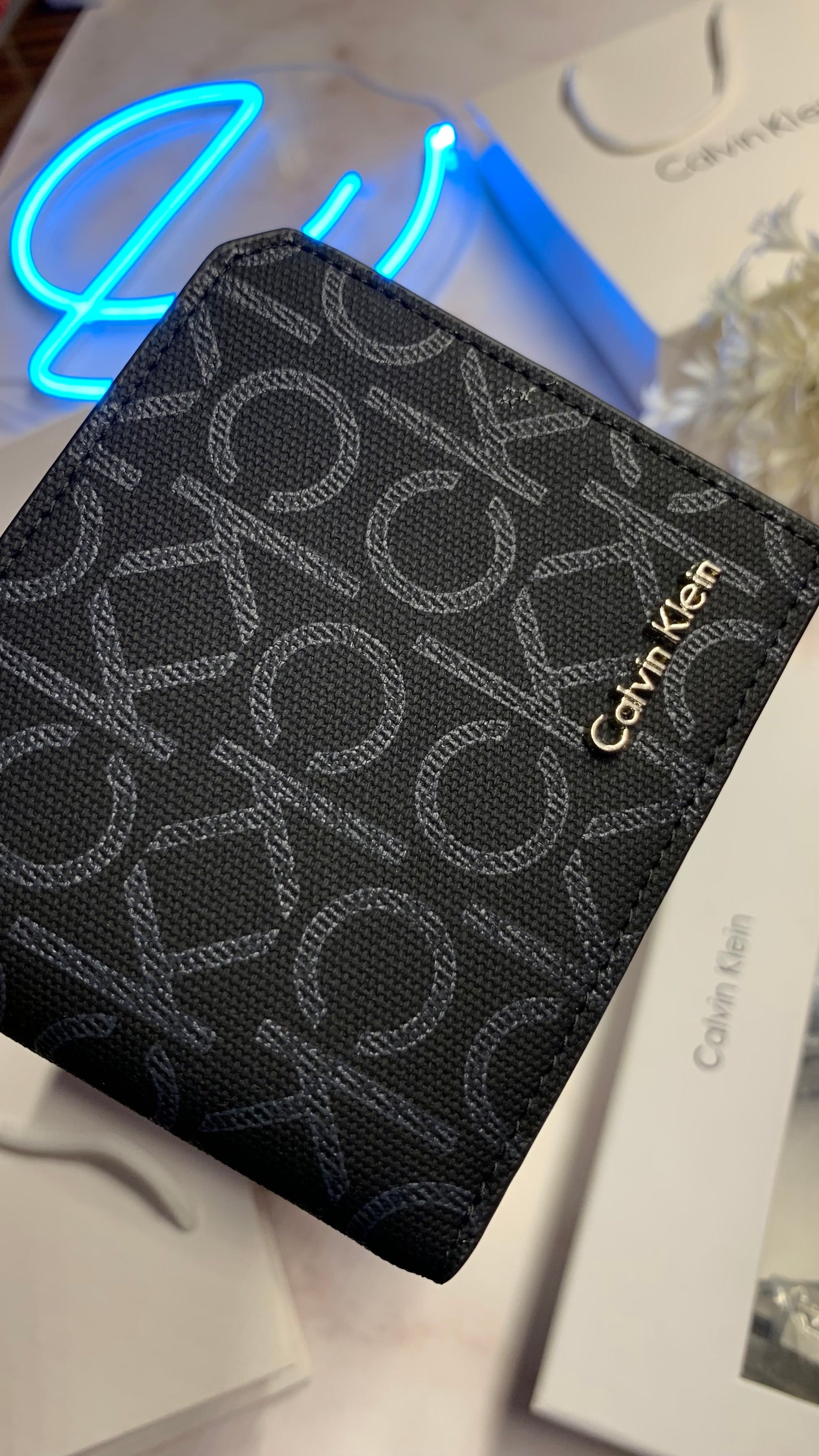 Calvin Klein wallet & Double face belt set