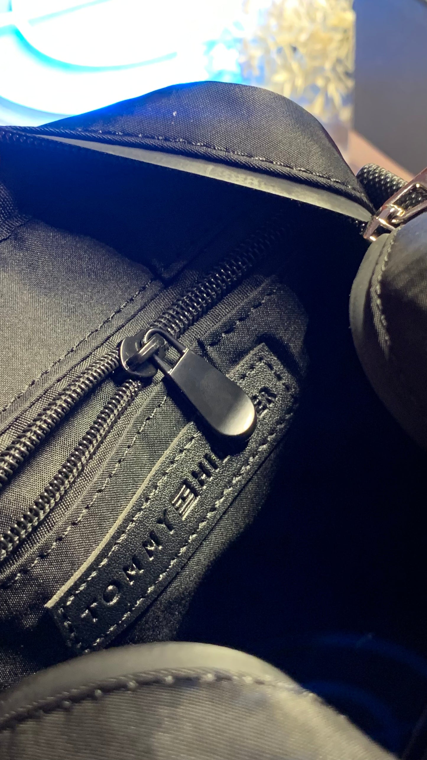 Tommy Hilfiger CrossBag