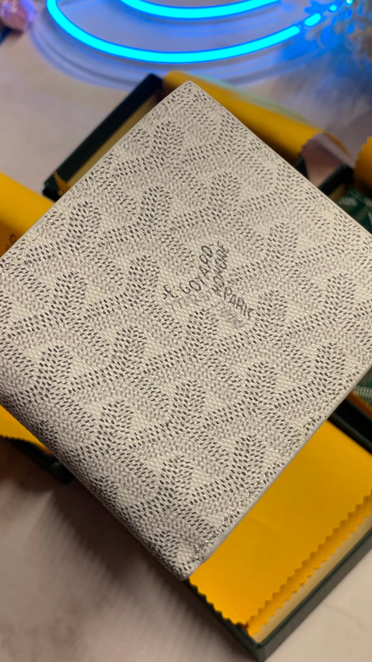 GoYard Wallet - White