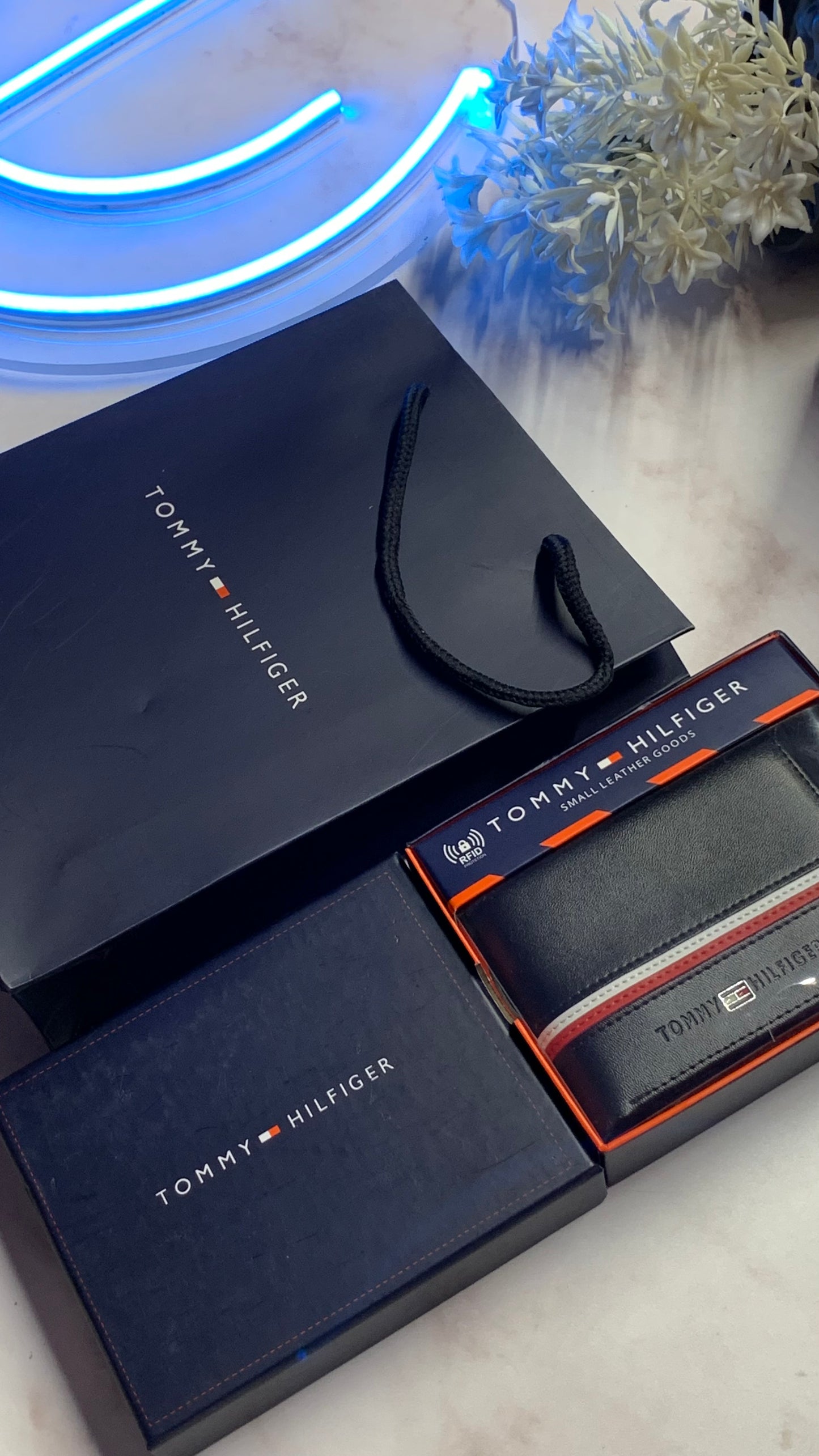 Tommy Hilfiger Wallet
