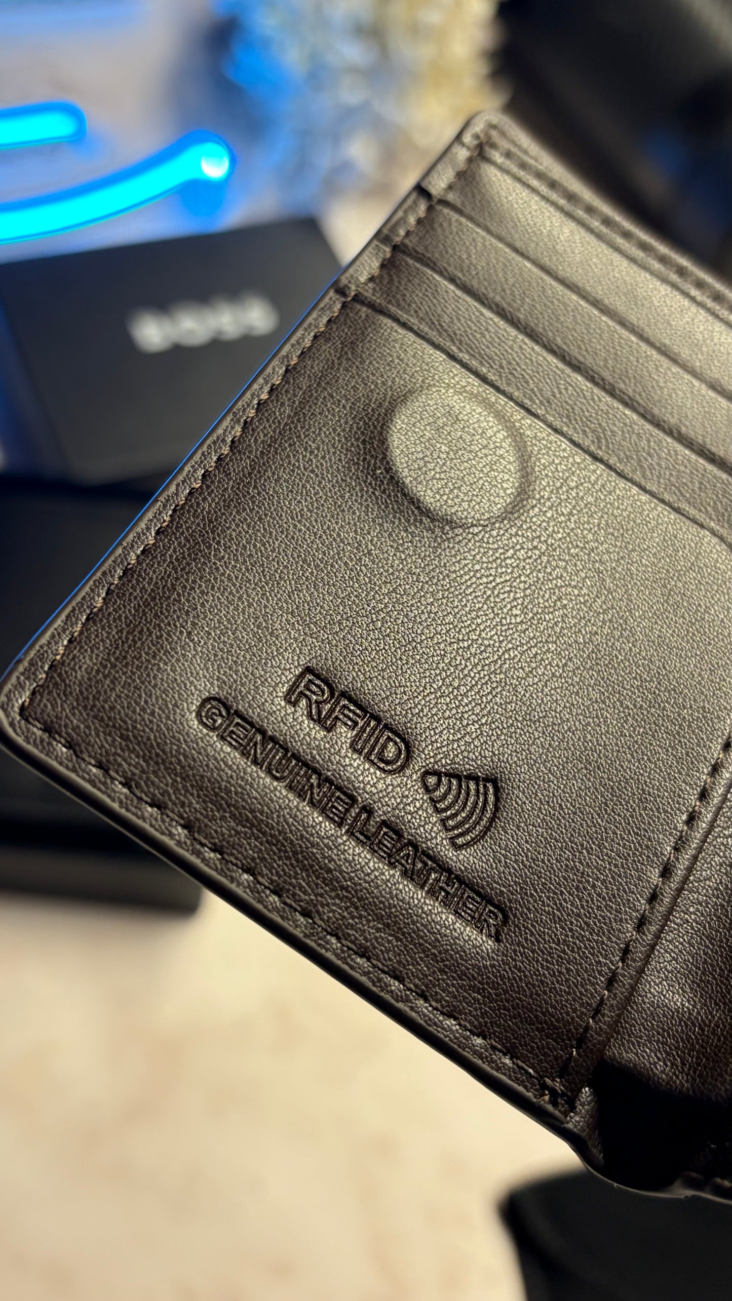 Boss Men’s Trifold Wallet - RFID | Magnetic Closure - Brown