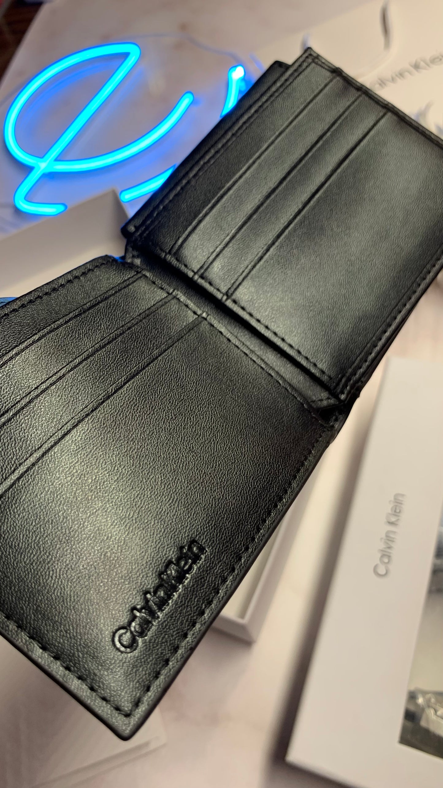 Calvin Klein wallet & Double face belt set