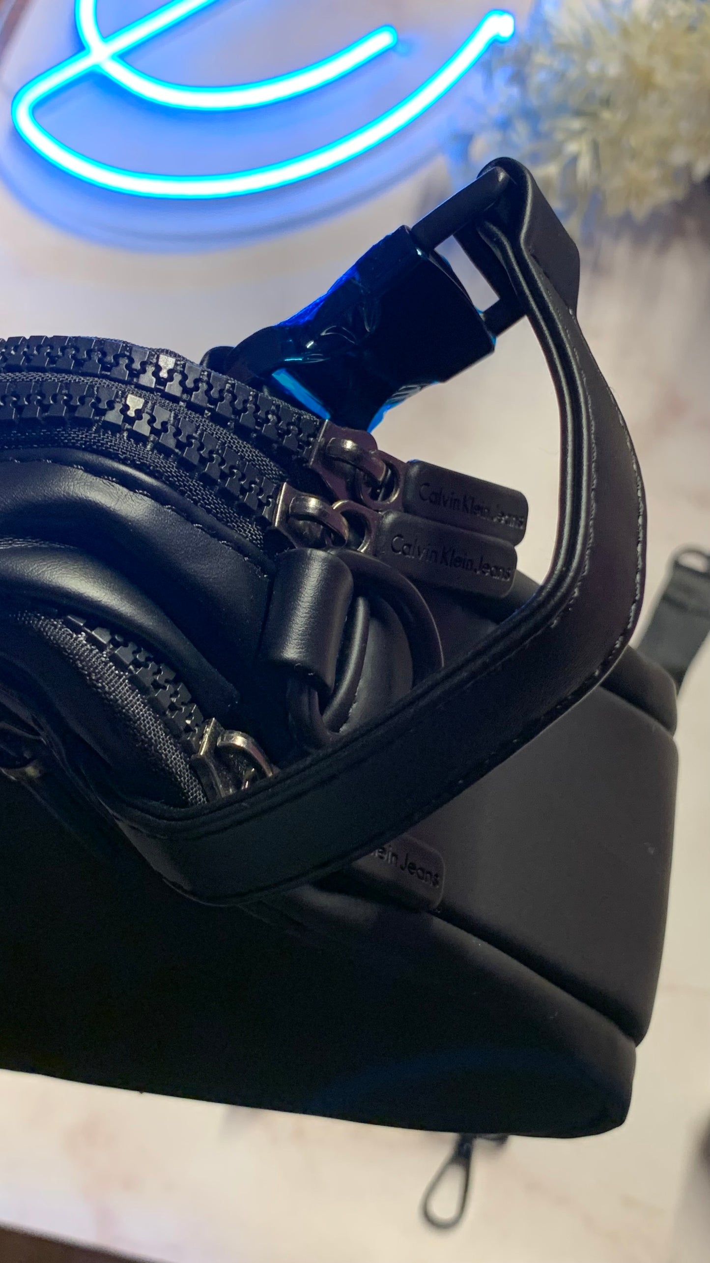 Calvin Klein 3x1 Bag - HandBag & CrossBag