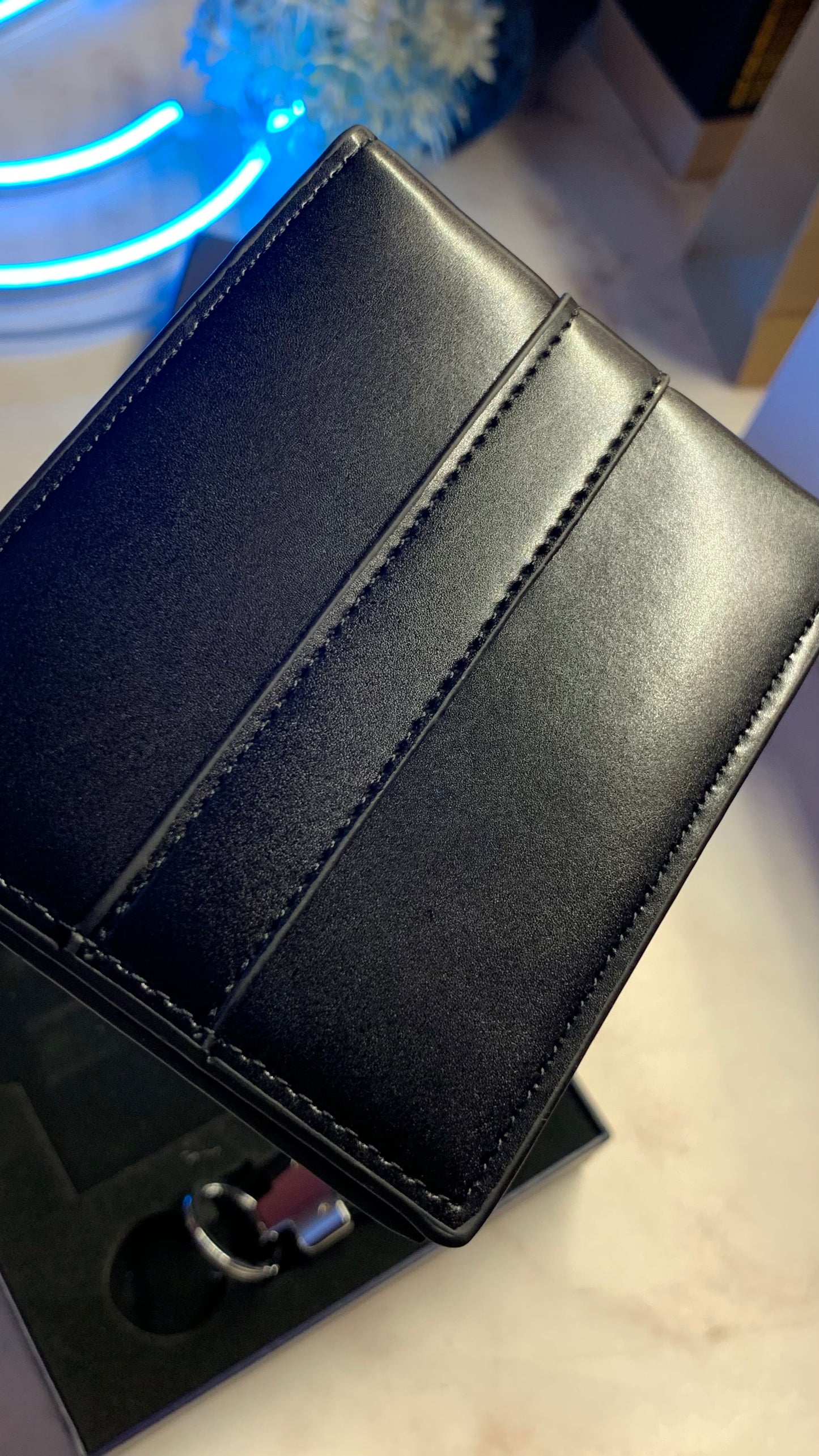 Tommy Hilfiger Wallet & Keychain Set