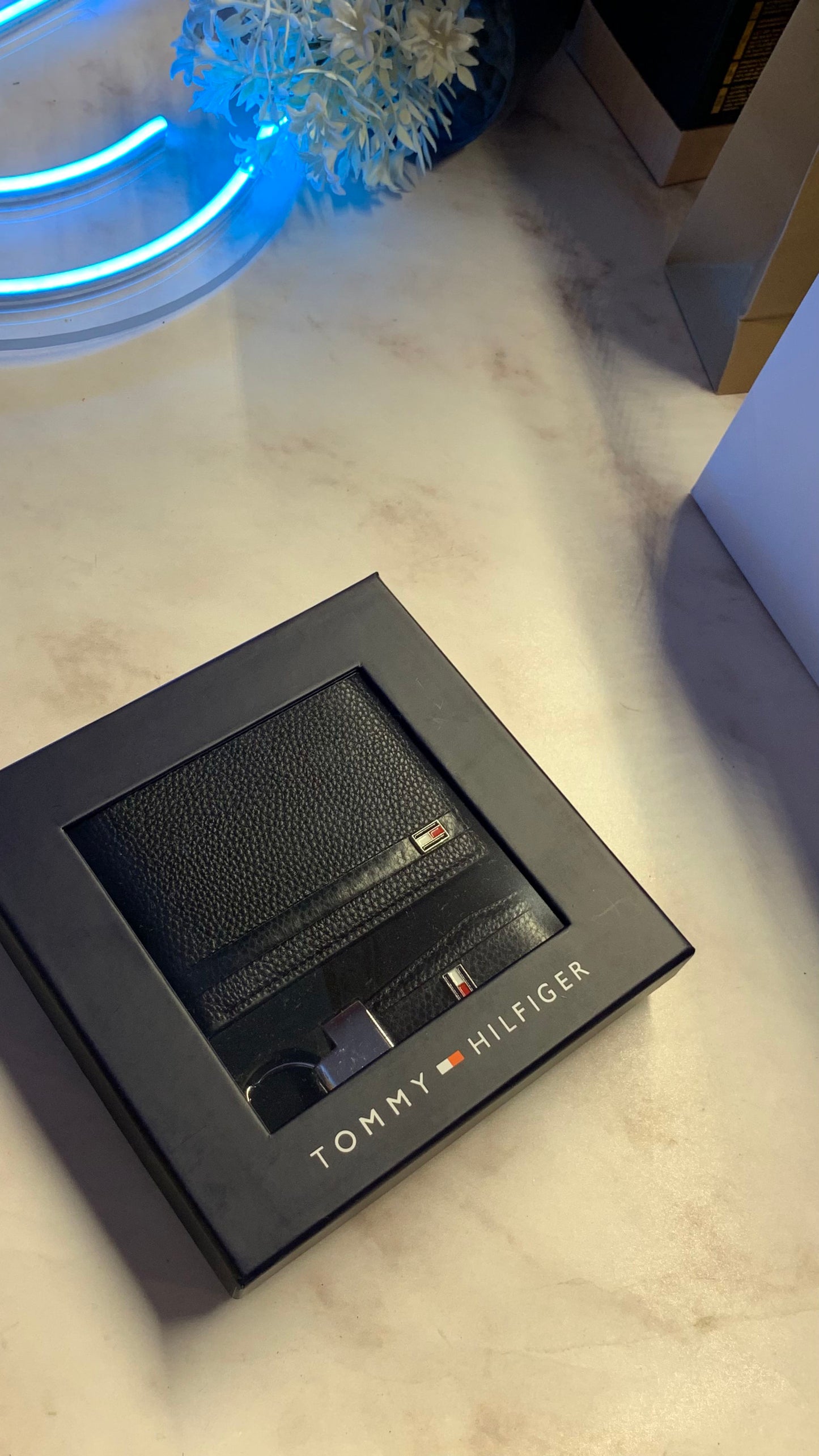 Tommy Hilfiger Wallet & Keychain Set - First Copy