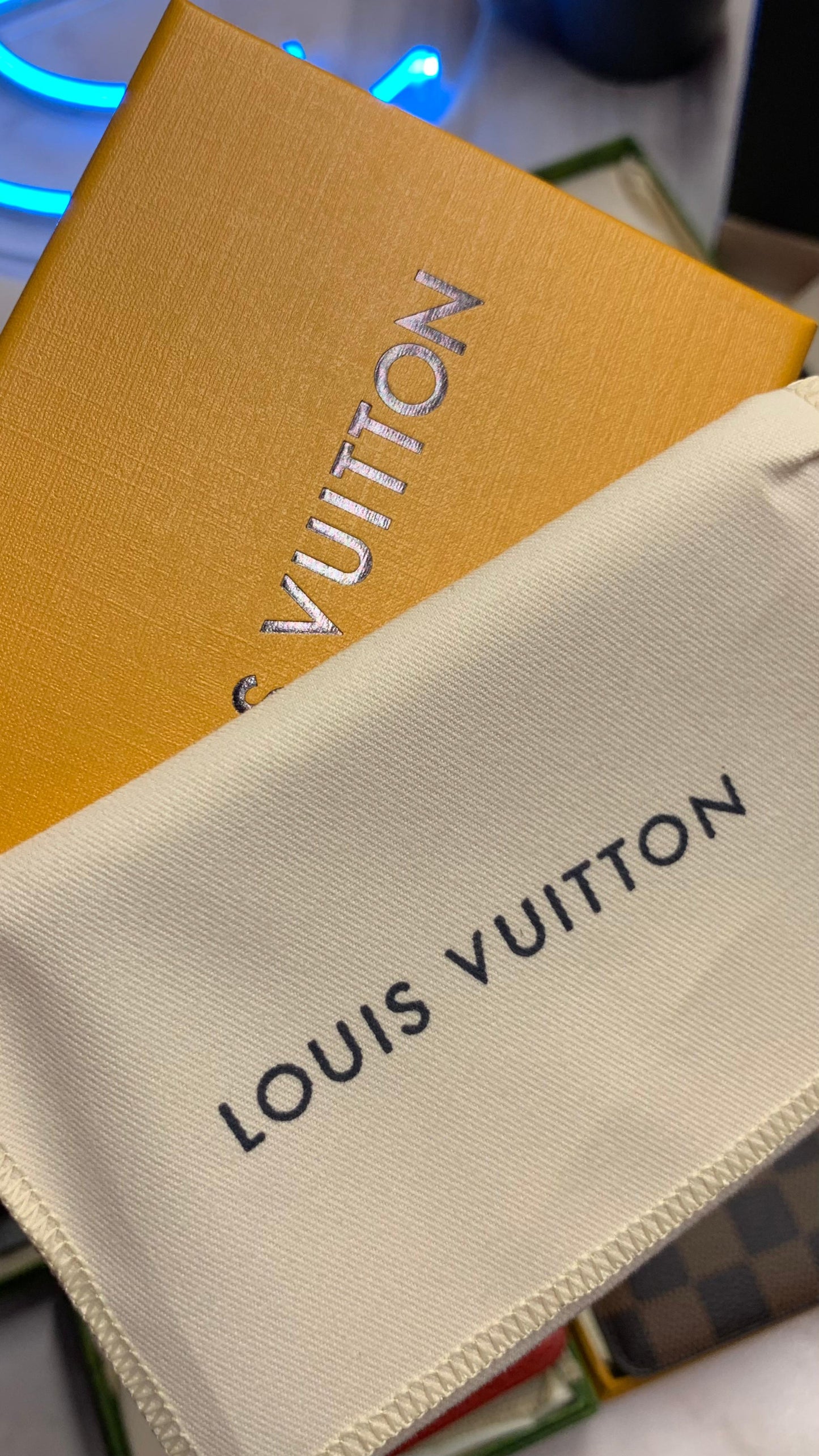 Louis Vuitton Cardholder - Red