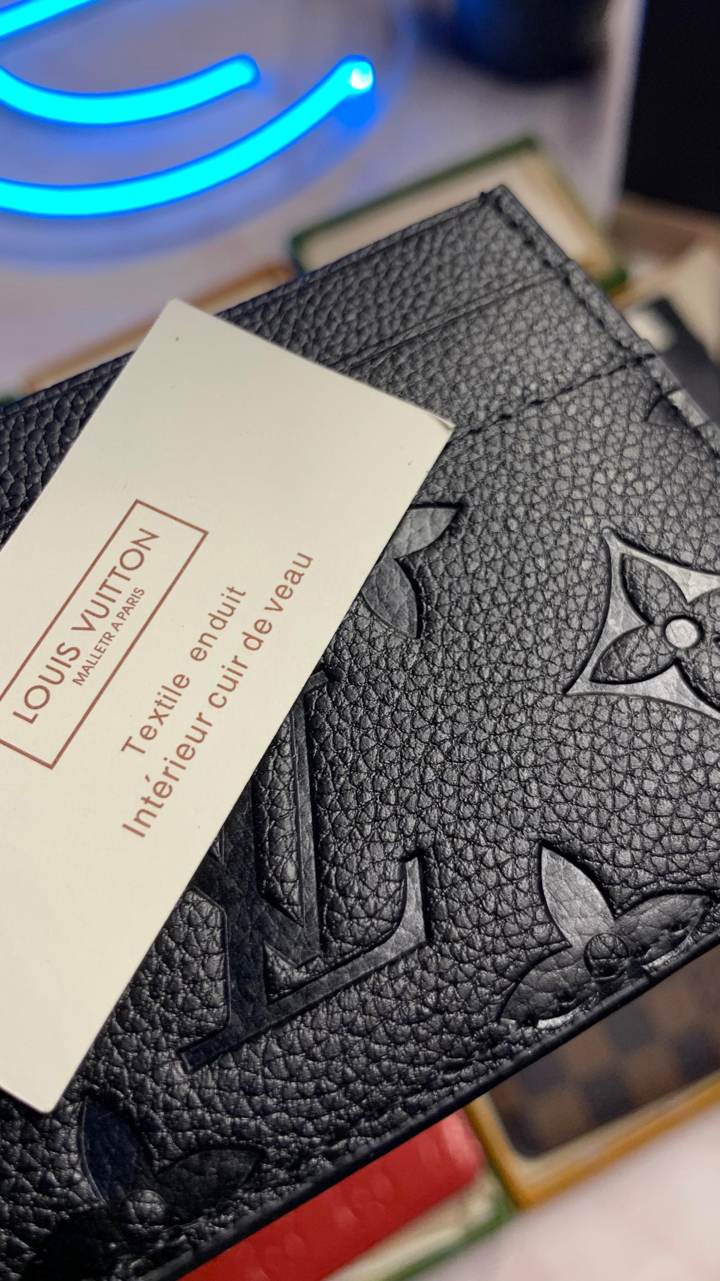Louis Vuitton Cardholder - Black