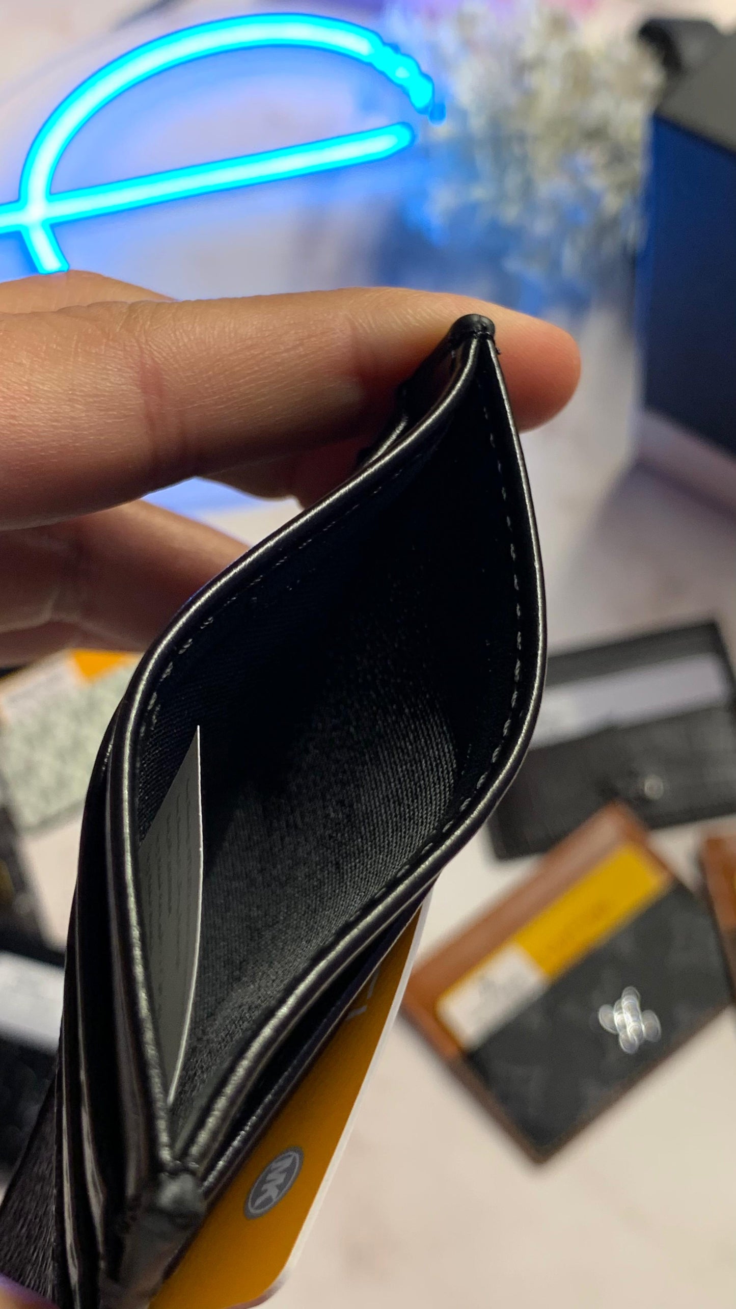 MK Cardholder - Black