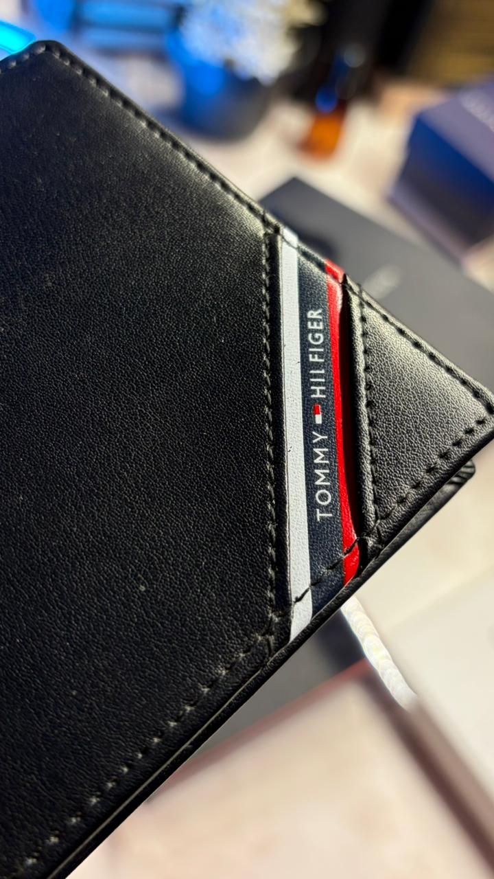 Tommy Hilfiger Bifold Wallet