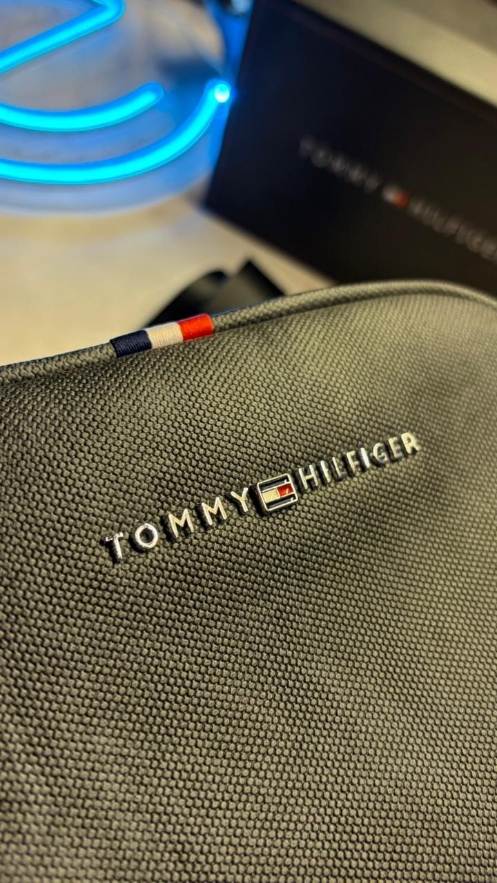 Tommy Hilfiger 2x1 Handbag & Crossbag With Box