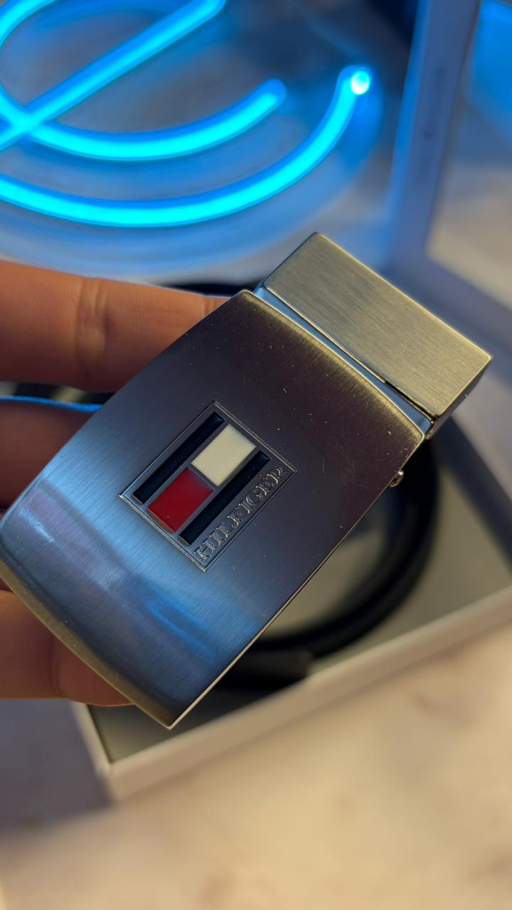 Tommy Hilfiger Double Face Belt Gift Set – 2 Buckles