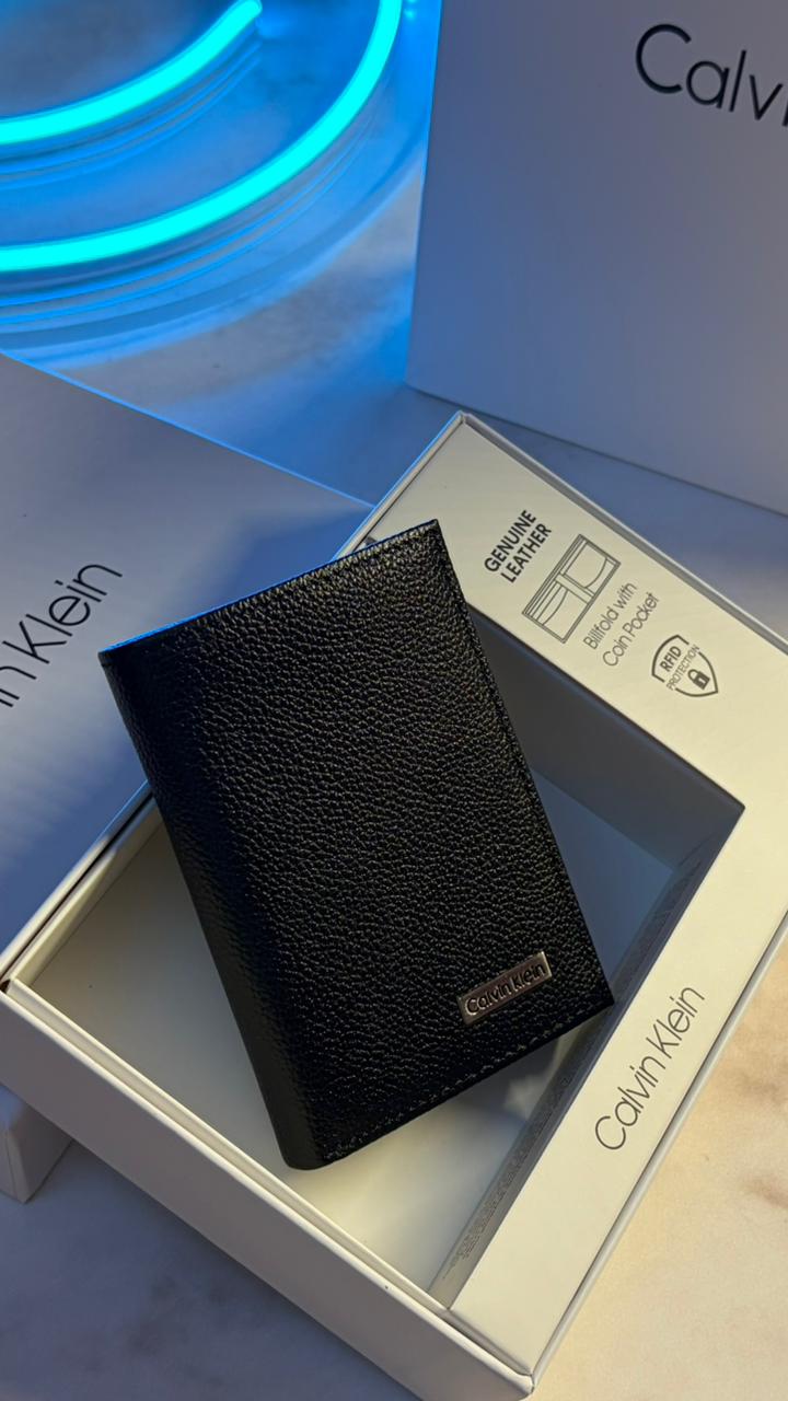 Calvin Klein Trifold Wallet – Basic Black