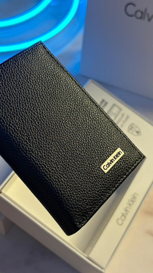 Calvin Klein Trifold Wallet – Basic Black