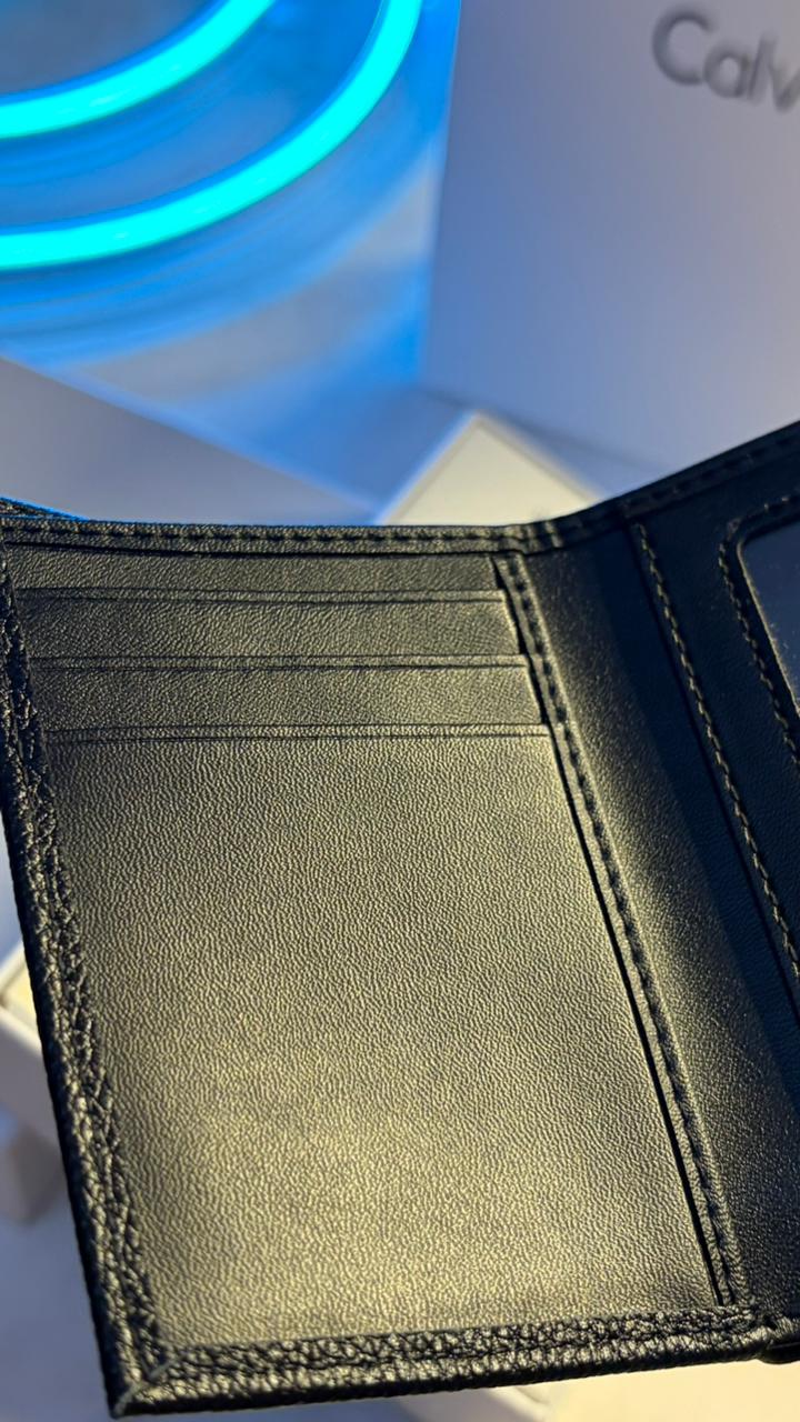 Calvin Klein Trifold Wallet – Basic Black
