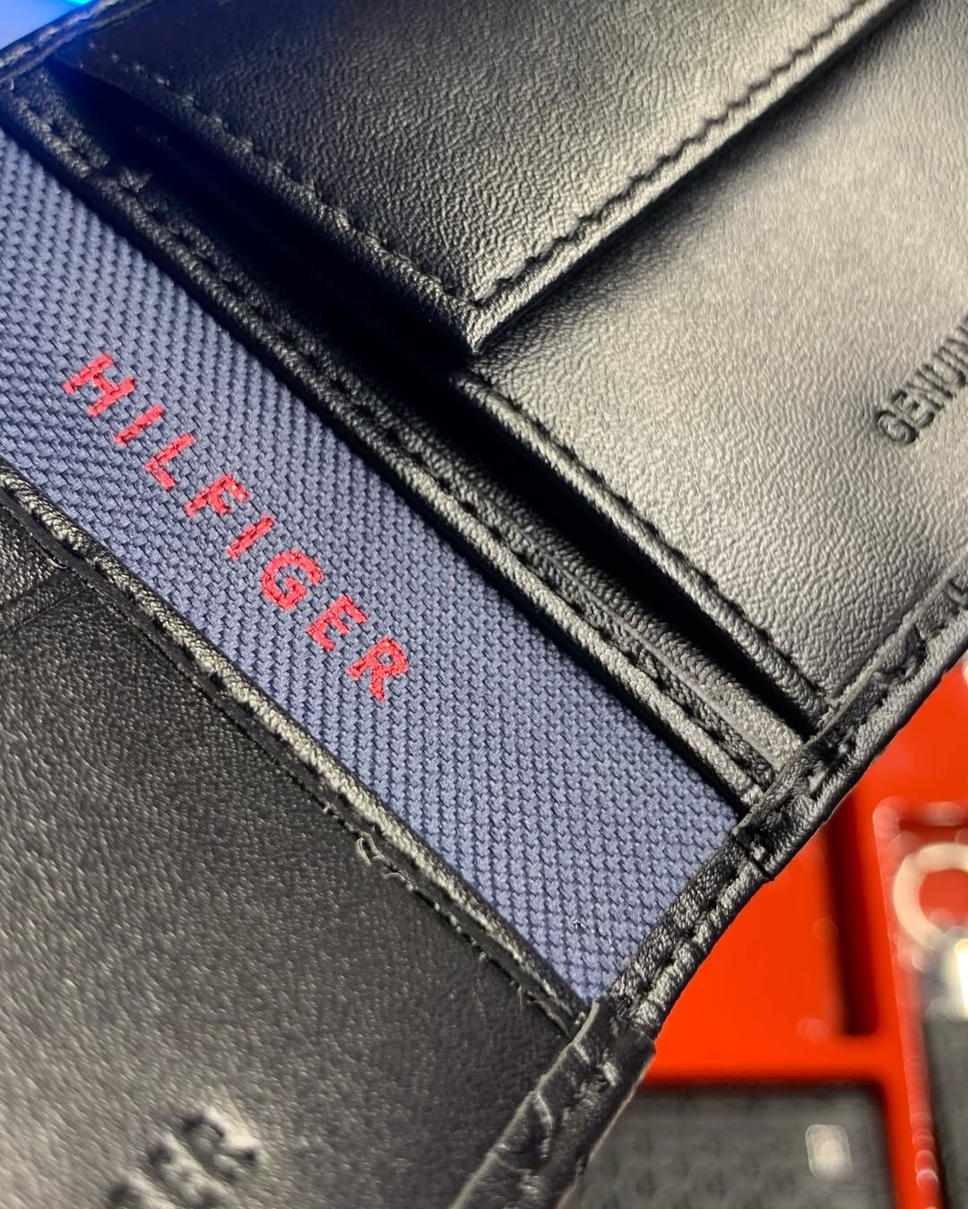 Tommy Hilfiger - Wallet, Cardholder & keychain set