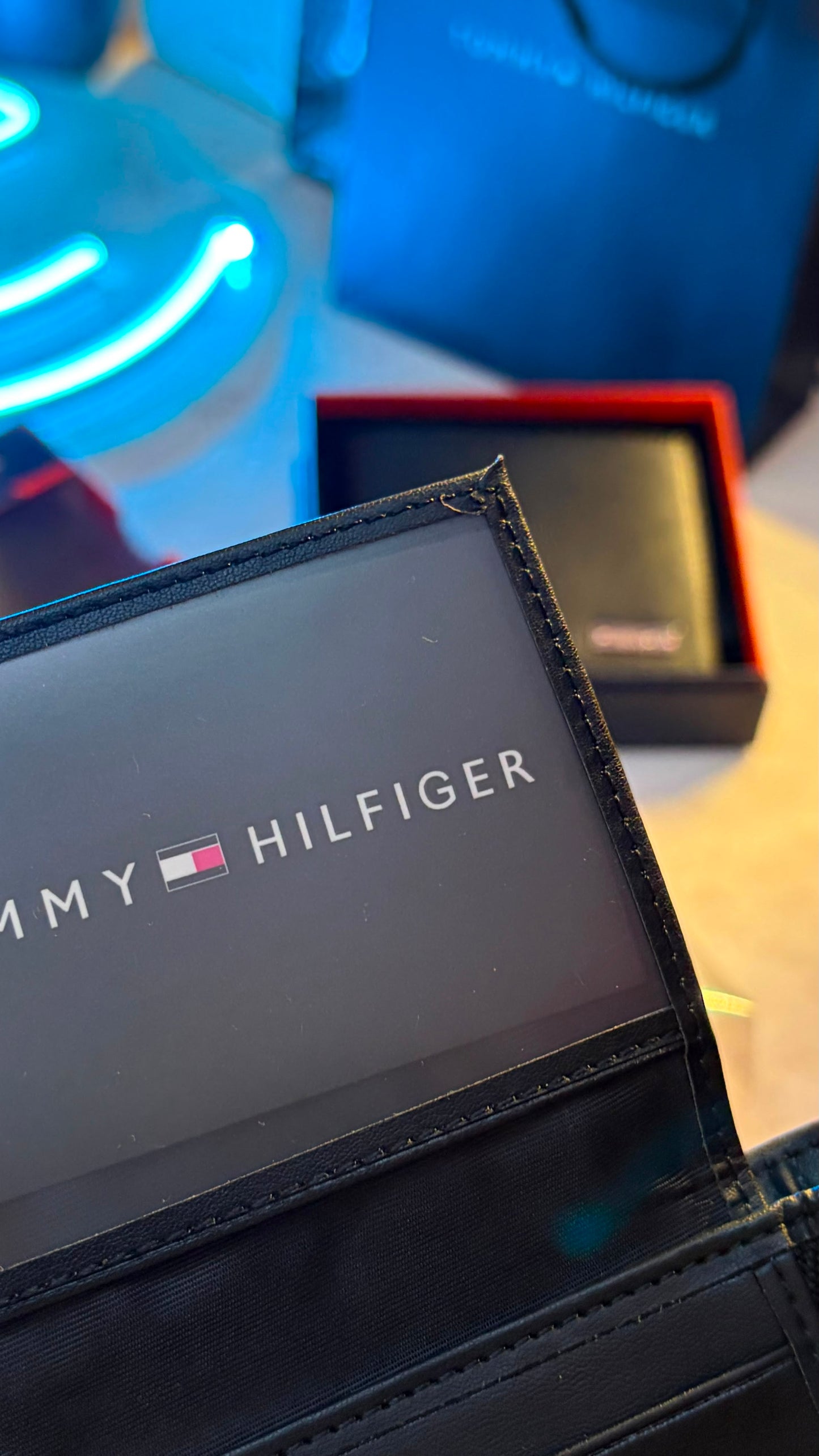 Tommy Hilfiger Wallet