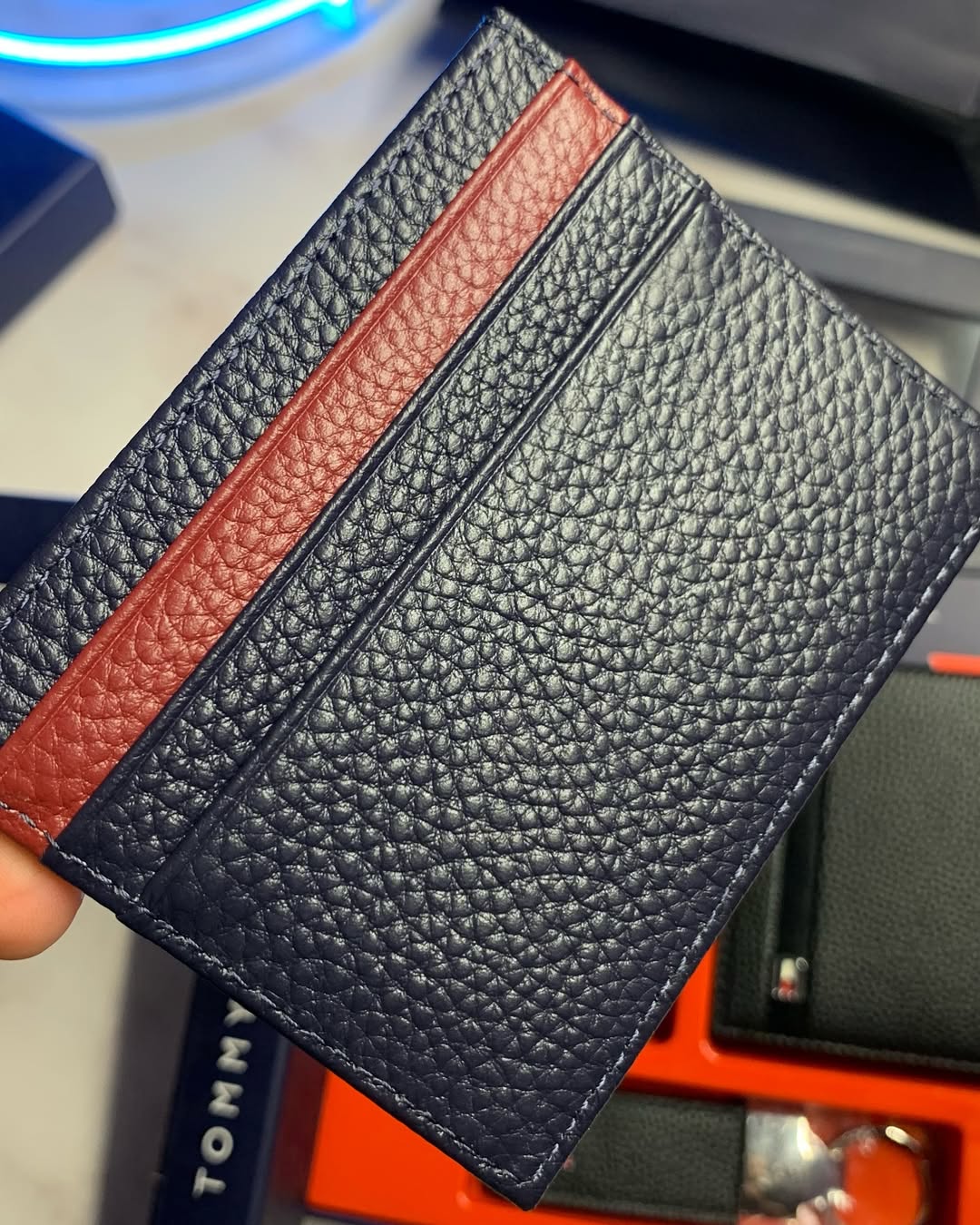 Tommy Hilfiger - Wallet, Cardholder & keychain set