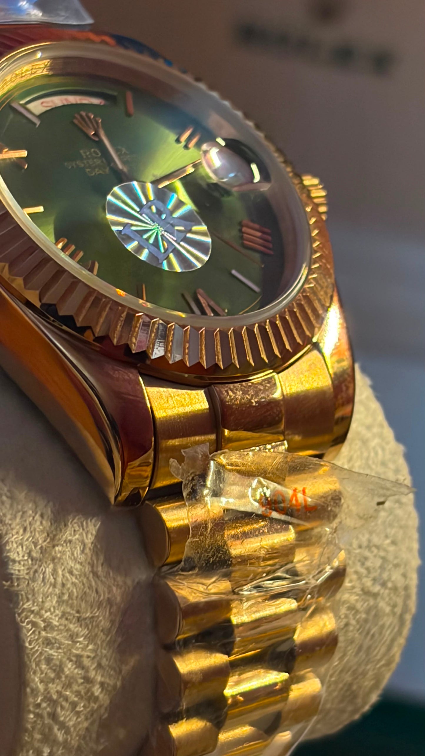 ROLEX | DAY-DATE - Olive Green Dial