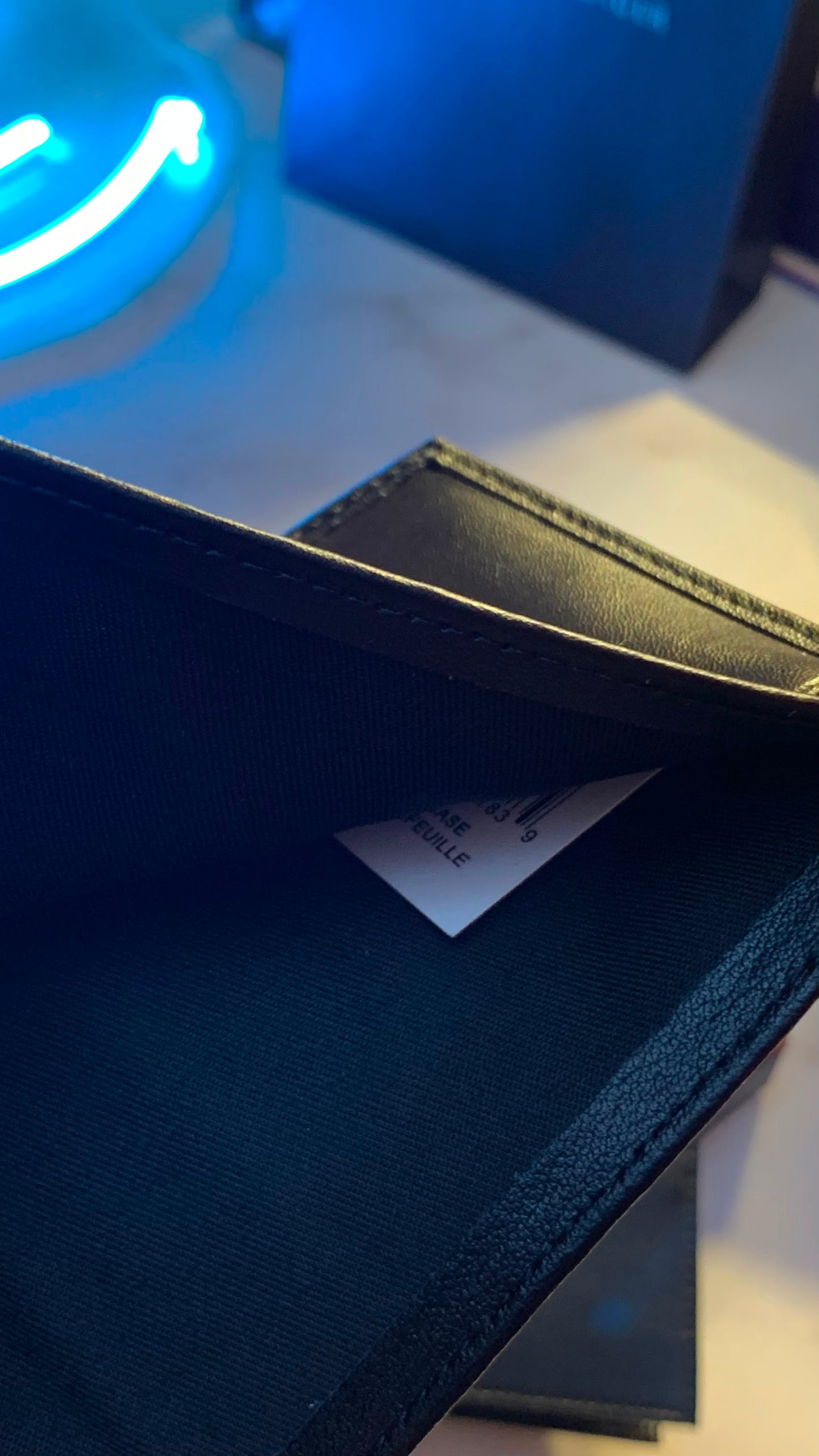 Tommy Hilfiger Basic Wallet & Cardholder - Black