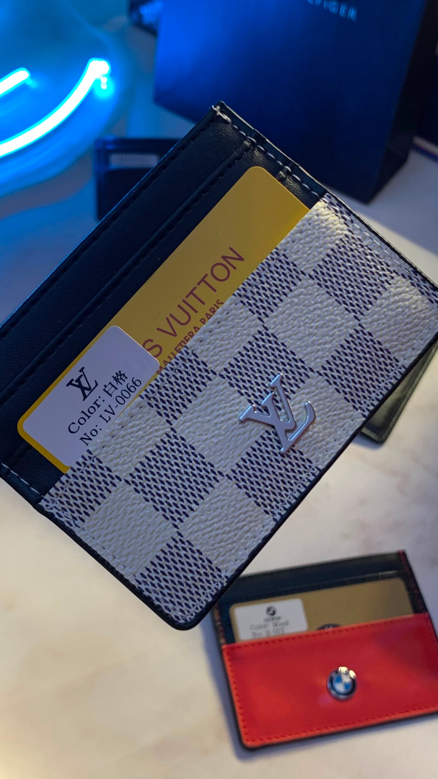 LV Cardholder