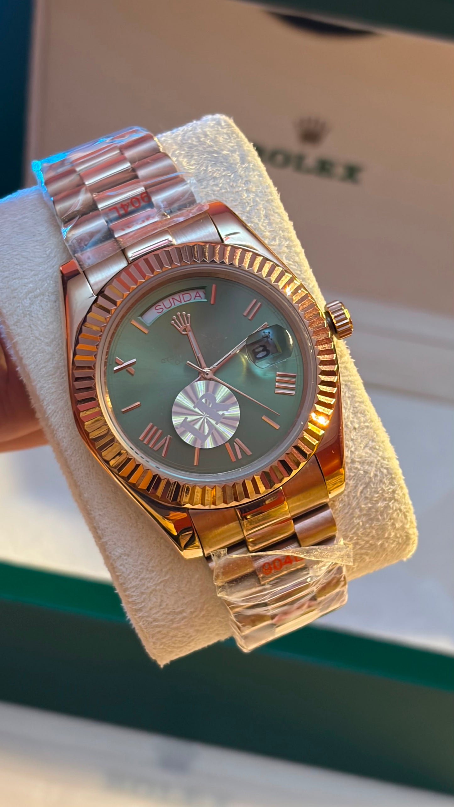 ROLEX | DAY-DATE - Olive Green Dial