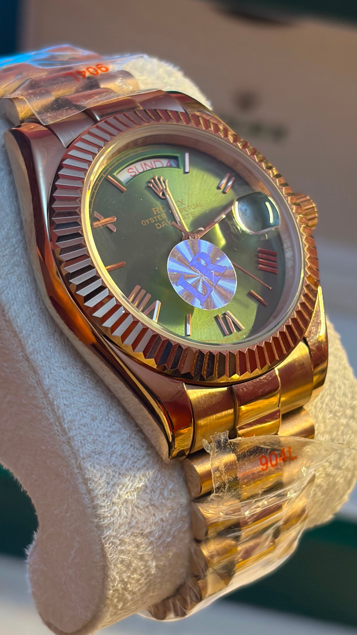 ROLEX | DAY-DATE - Olive Green Dial