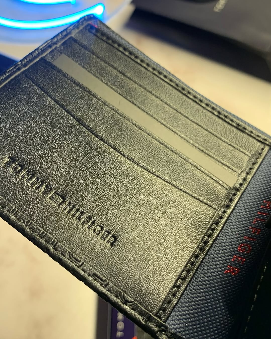 Tommy Hilfiger - Wallet, Cardholder & keychain set