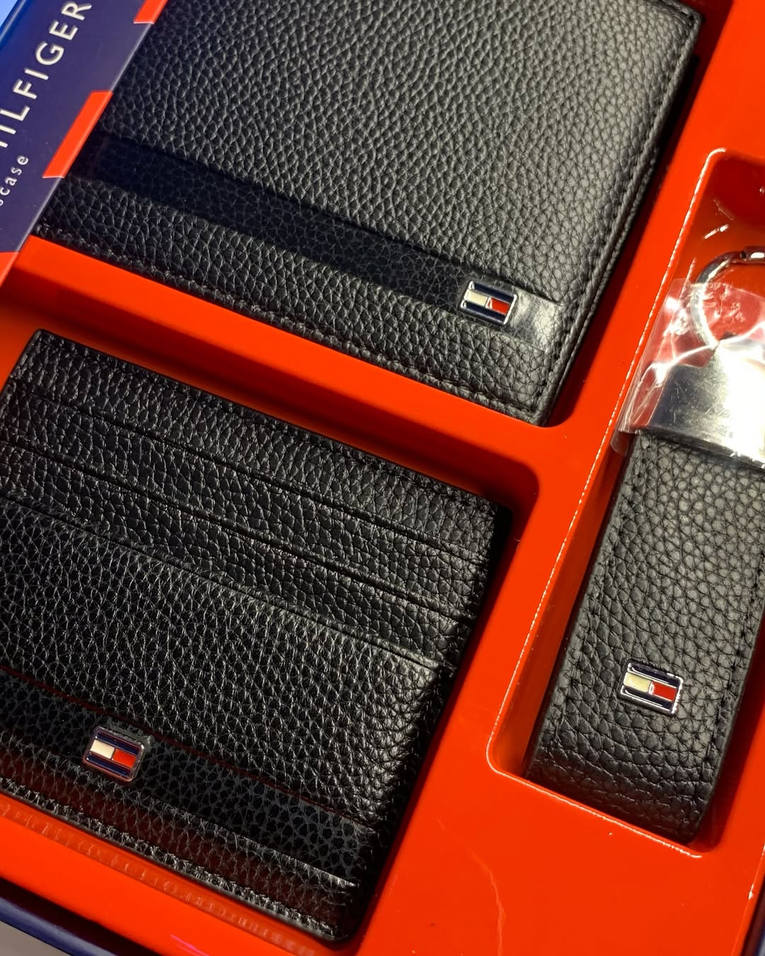 Tommy Hilfiger - Wallet, Cardholder & keychain set
