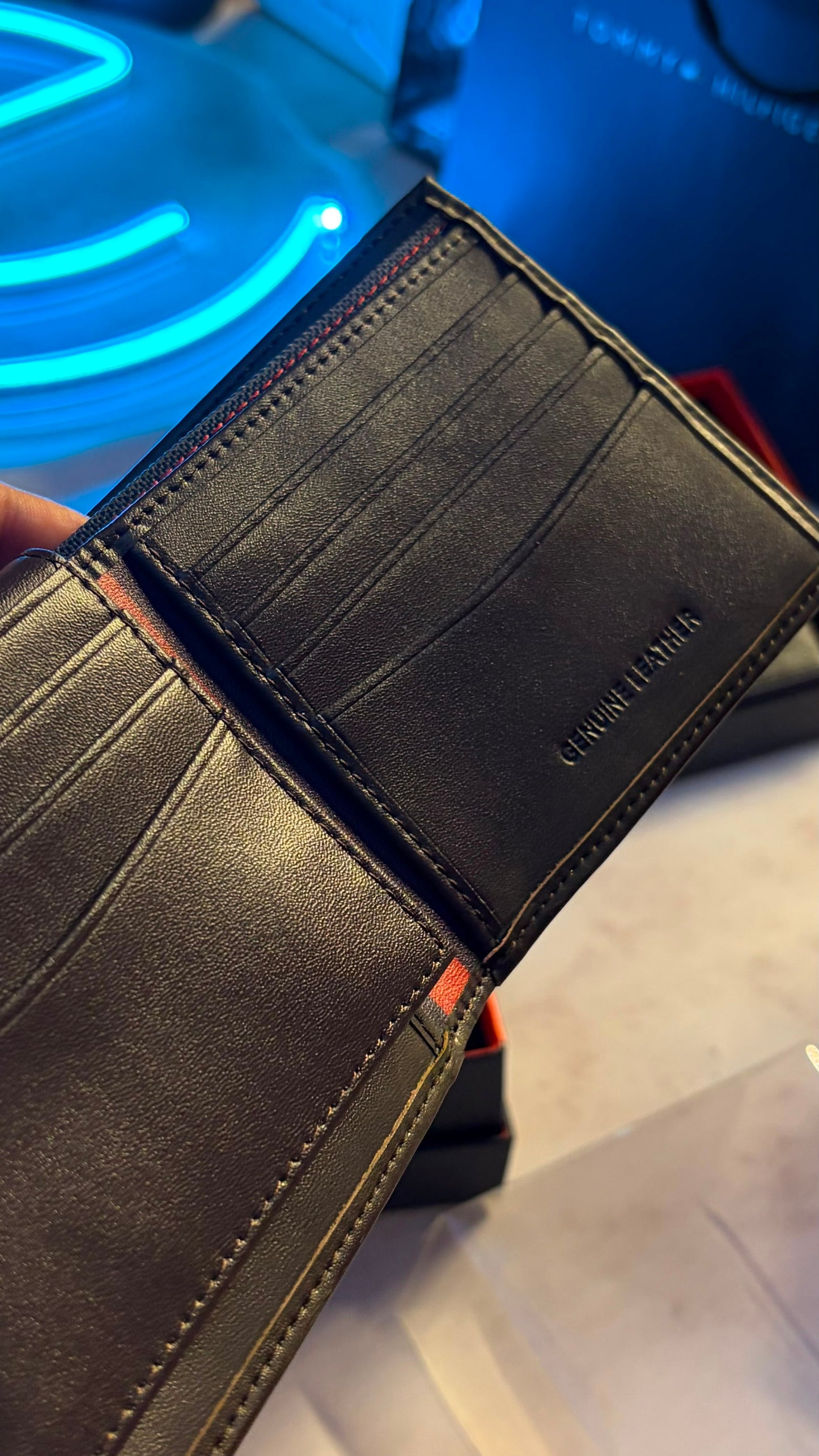 Tommy Hilfiger Basic Wallet - Dark Brown