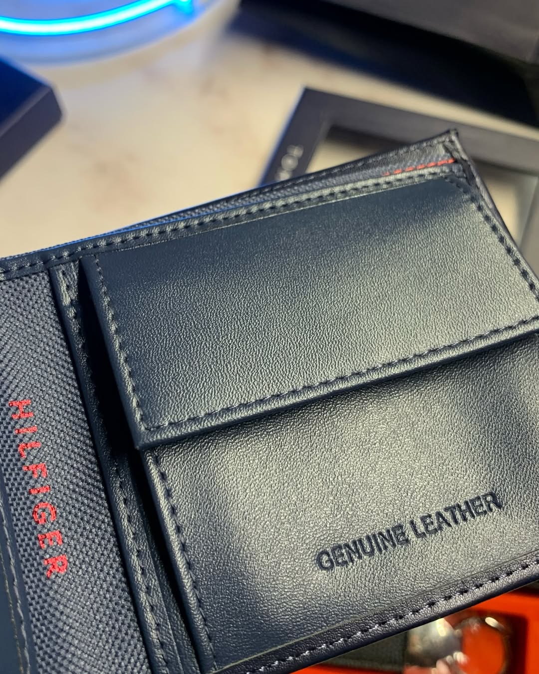 Tommy Hilfiger - Wallet, Cardholder & keychain set