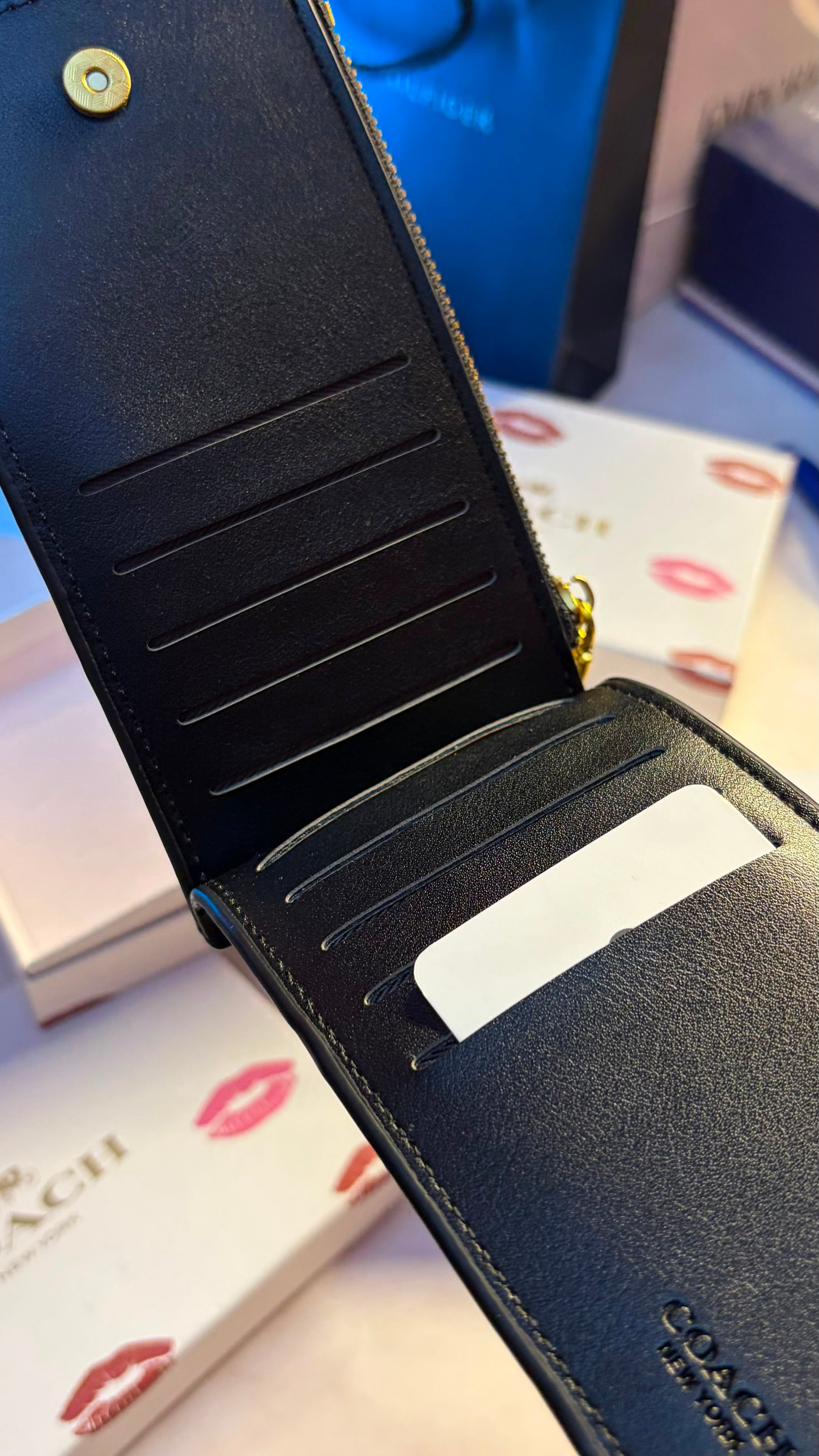 New York Zip Card Case - Black