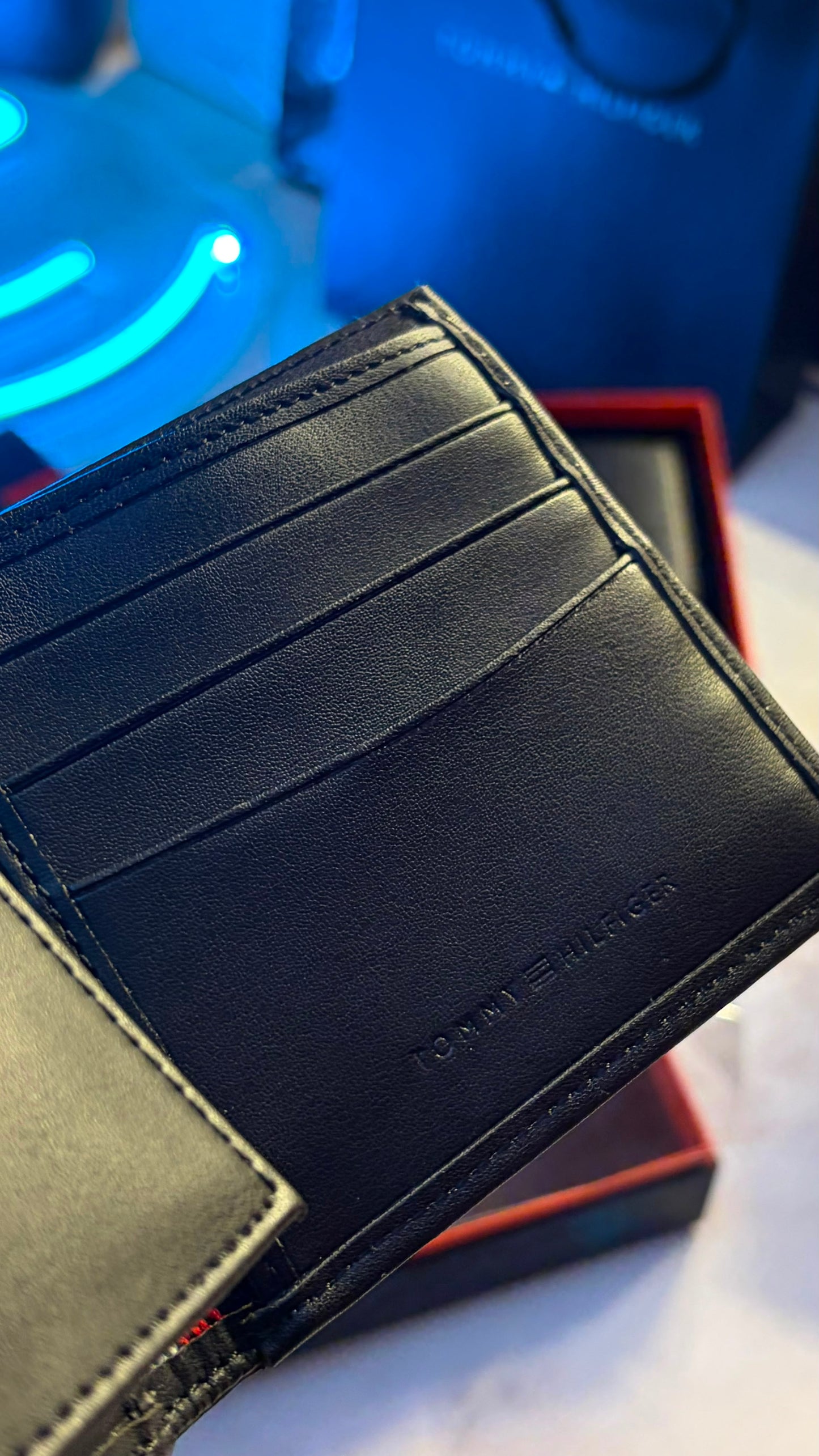 Tommy Hilfiger Wallet
