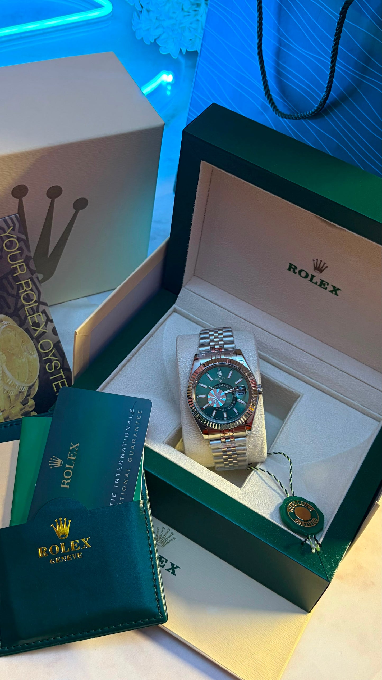 Rolex | Sky-Dweller - Mint Green Dial